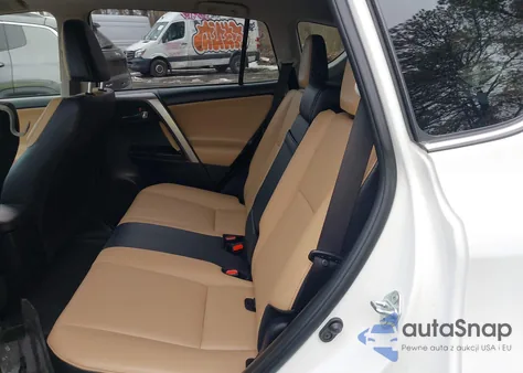 2017 Toyota Rav4 Hybrid Limited z USA, uszkodzony, nr VIN JTMDJREV1HD090013